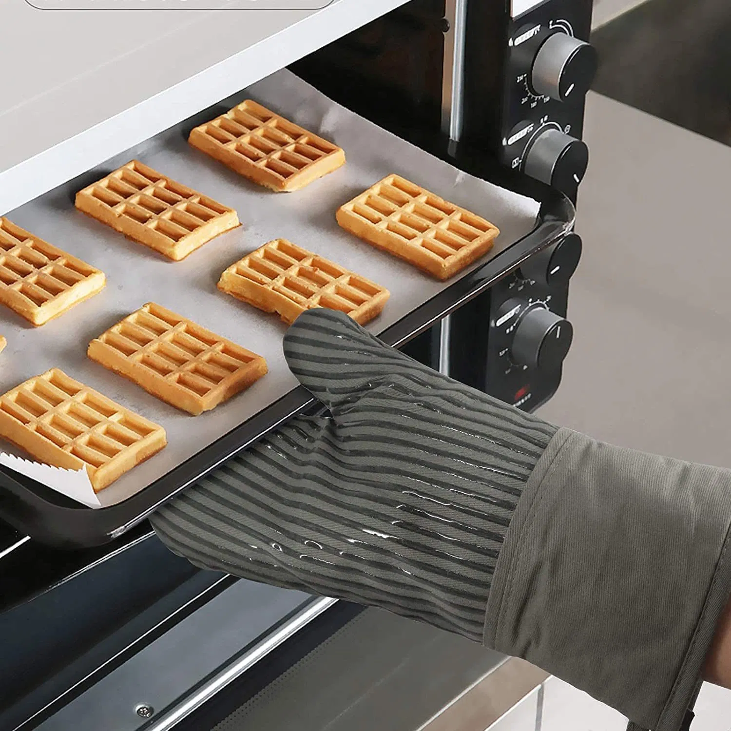 Non-Slip Cooking Gloves and Potholders BBQ Gloves Oven Mitts