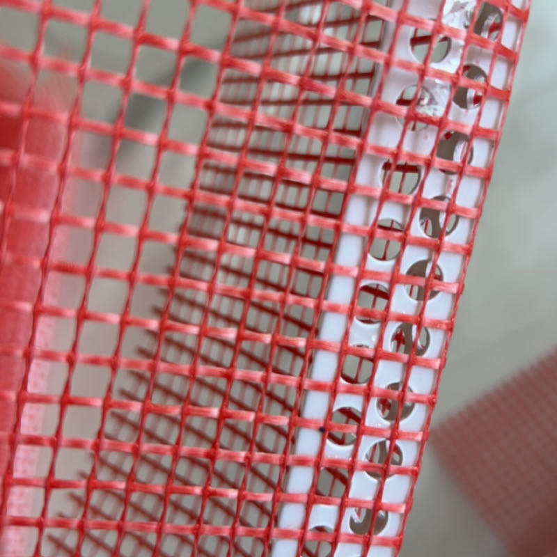 PVC Corner Bead 2.5cm *2.5m for Wall and Plastering Corner Bead with Fiberglass Mesh