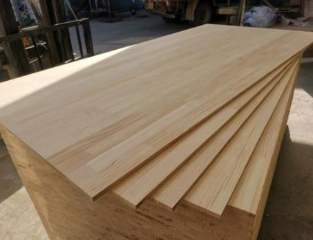 Price Reduction Promotion Products Include High-Quality Edge Plywood, White Pine Board, Solid Wood Plywood, and Finger Joint Board Made in China