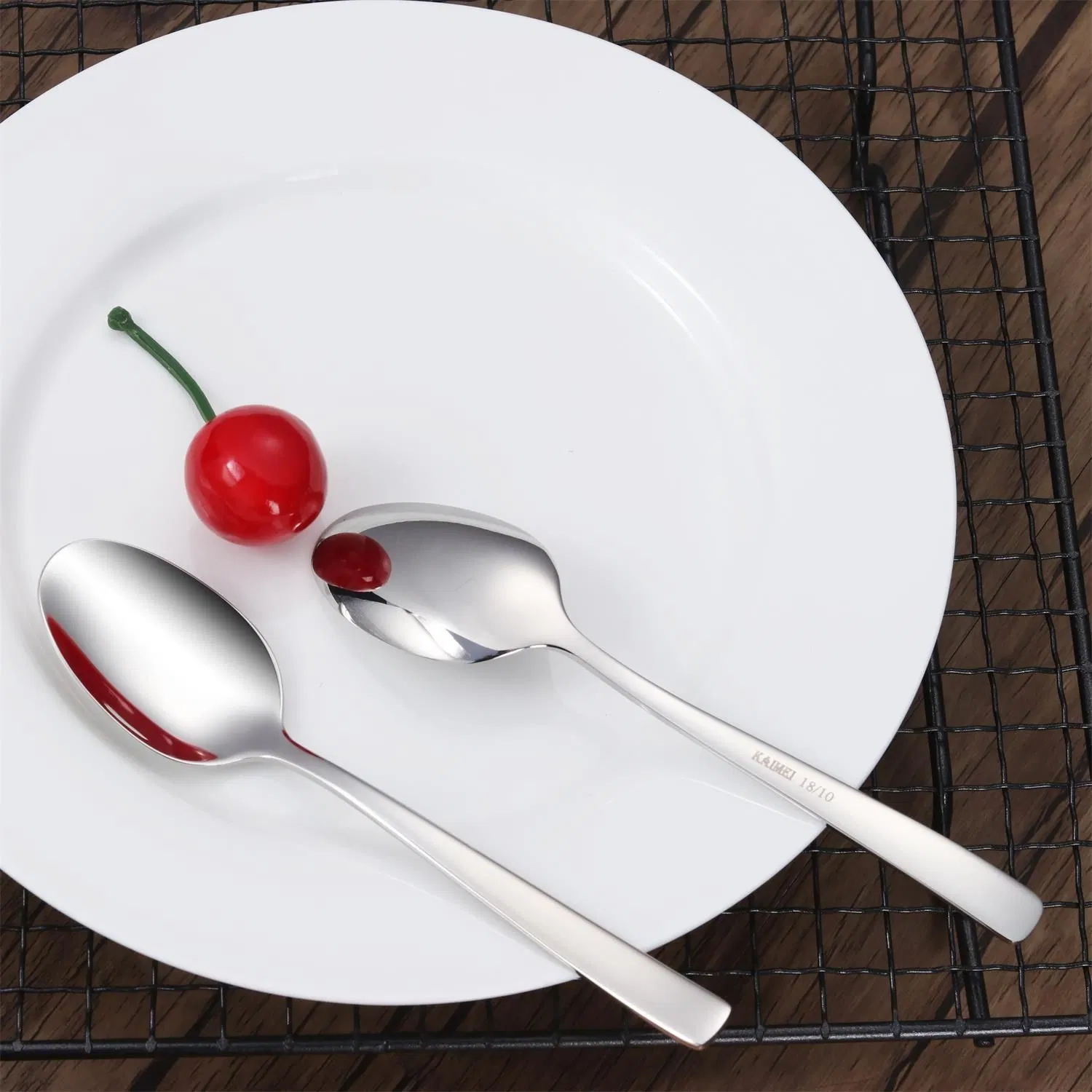 Wholesale Reusable Luxury Spoons Forks and Knives Stainless Steel Flatware Cutlery Set