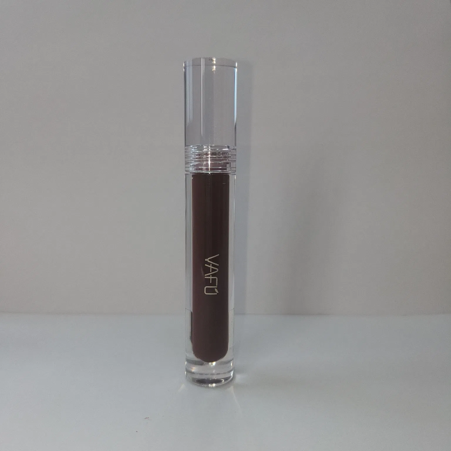 All-Day Wear Luxe Matte Lip Gloss for Effortless Elegance