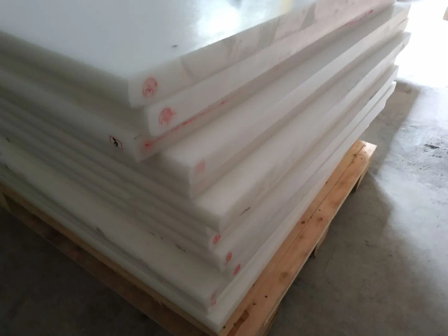 Wholesale Good Overall Performance White 0.3mm 0.4mm 0.5mm 0.6mm 0.8mm Thin Delrin Plastic POM Sheet