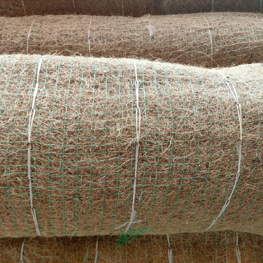 Durable Coconut Fiber Carpet for Embankment Protection and Erosion Control