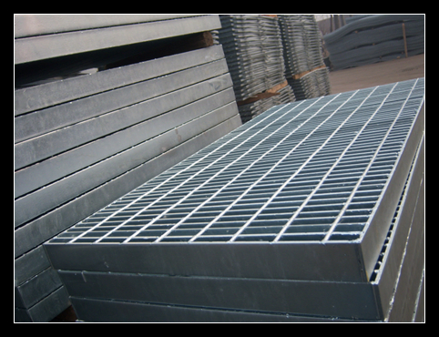 Galvanized Metal Checker Plate Nosing Stair Treads