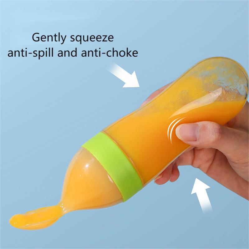 Baby Training Feeder Silicone Squeeze Baby Feeding Bottle with Spoon for Baby Products