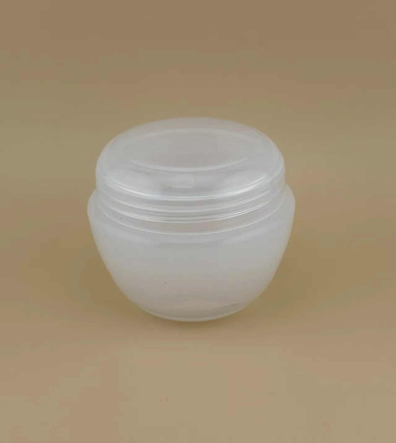 Clear Plastic Cream Jar with Screw Lid for Skincare