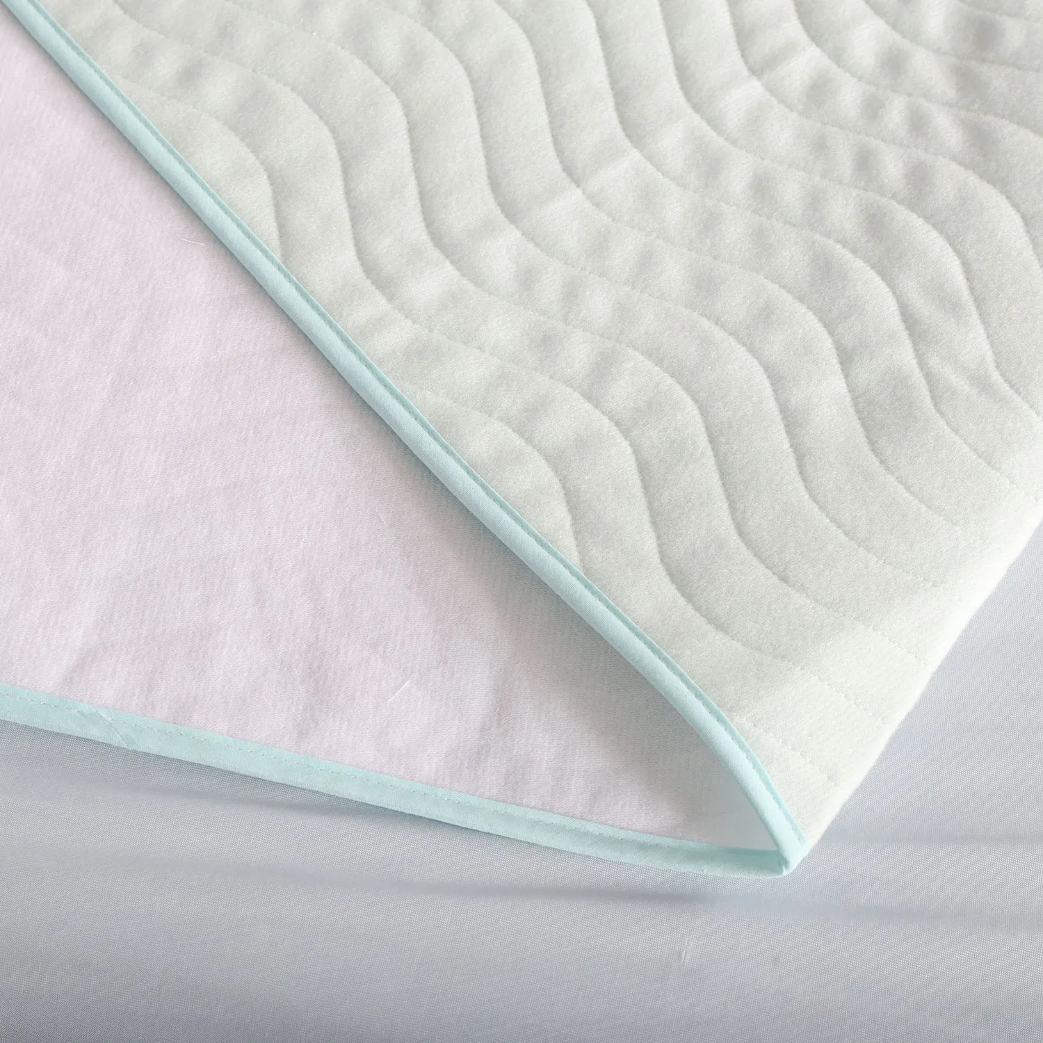 100% Waterproof Washable Incontinence Bed Pads for Kids Reusable Mattress Protector Underpad