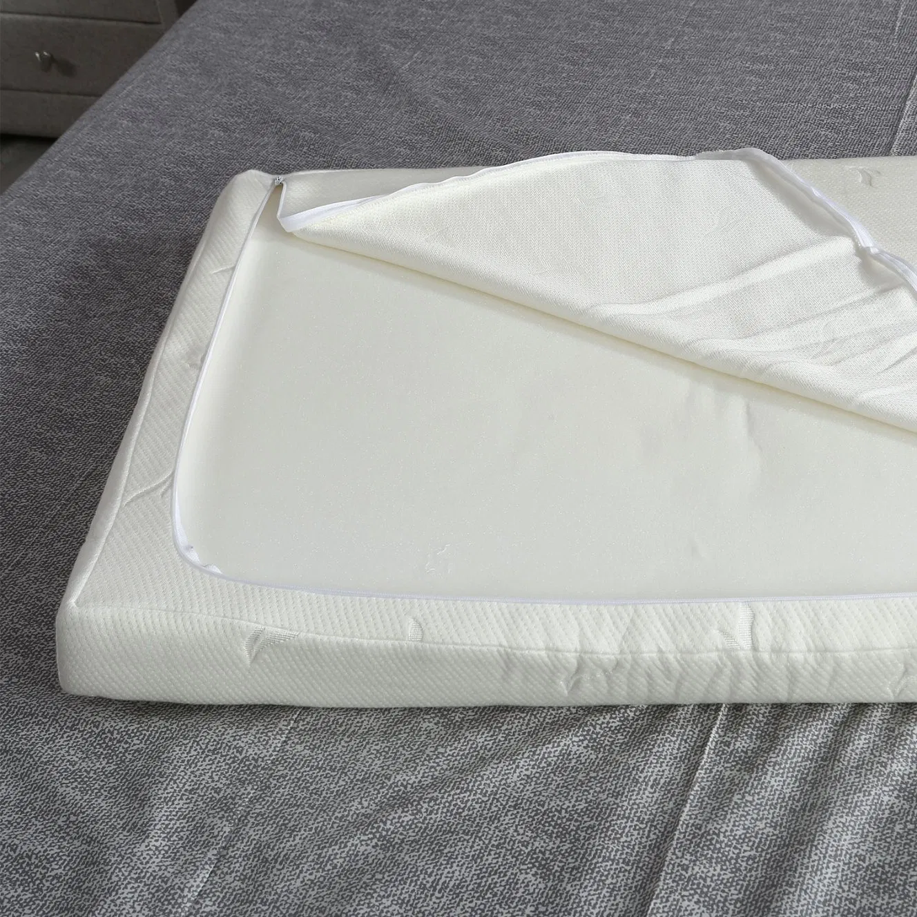 Cheap Price Wholesales Comfortable Super Soft Cotton Cover Memory Foam Mattress for Kids