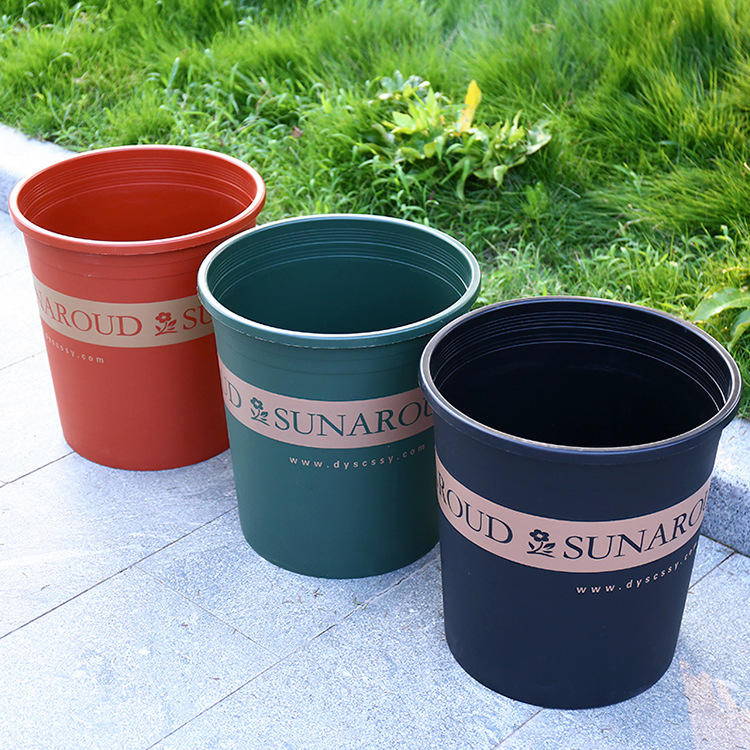 Большой пластиковый горшок для напольных растений