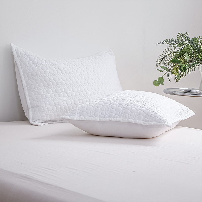 Home Textile High Quality Bedroom Bedding Solid Color King Size Quilted Bedspread with Pillow Wholesaler
