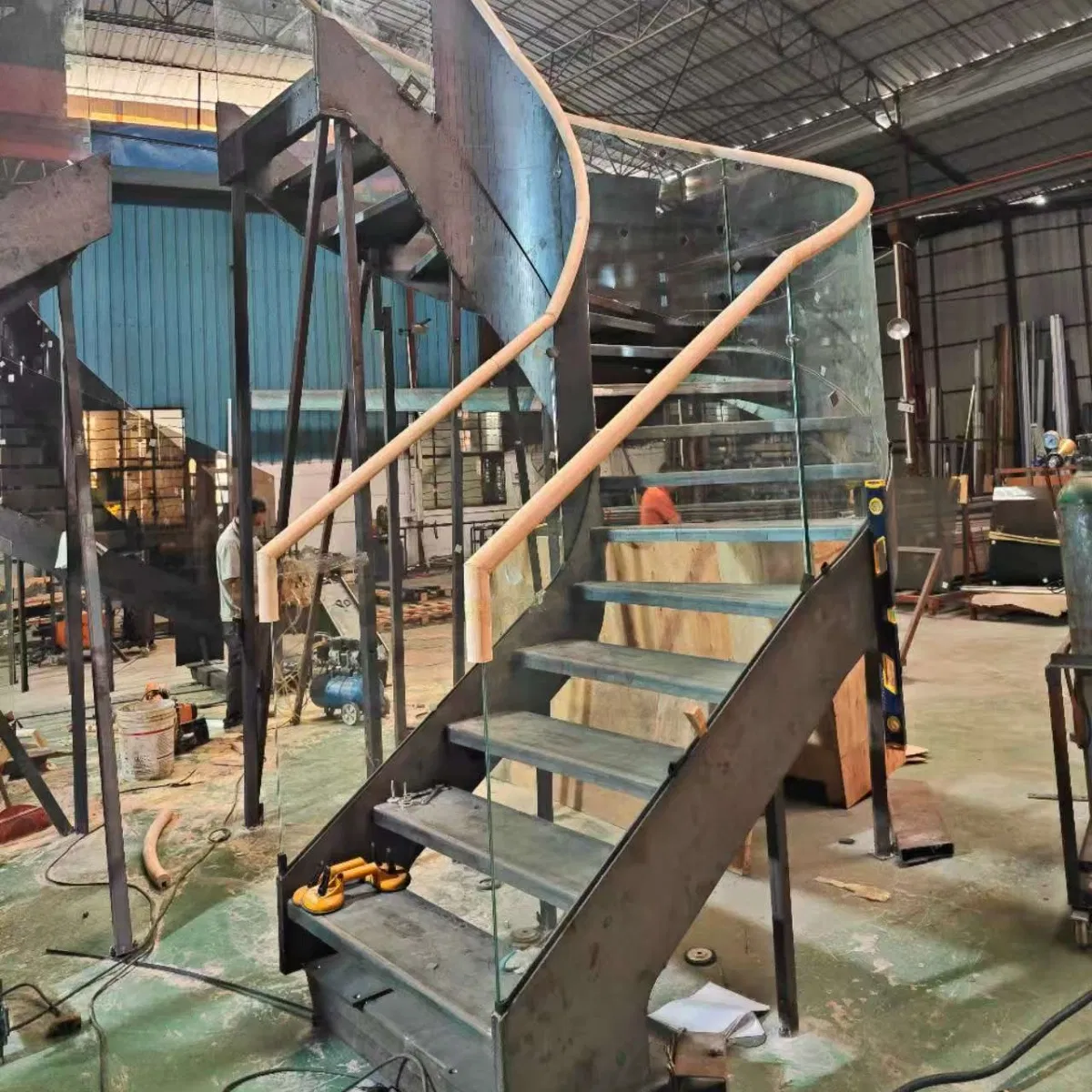 Spiral Staircase Railing Curved Stairs with Lighting Glass Baluster Floating Steps