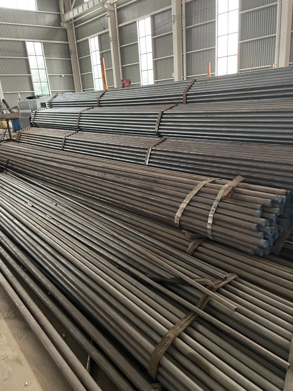 Carbon Steel Q195 Q235B Pipe Straight Seam Welded Pipes