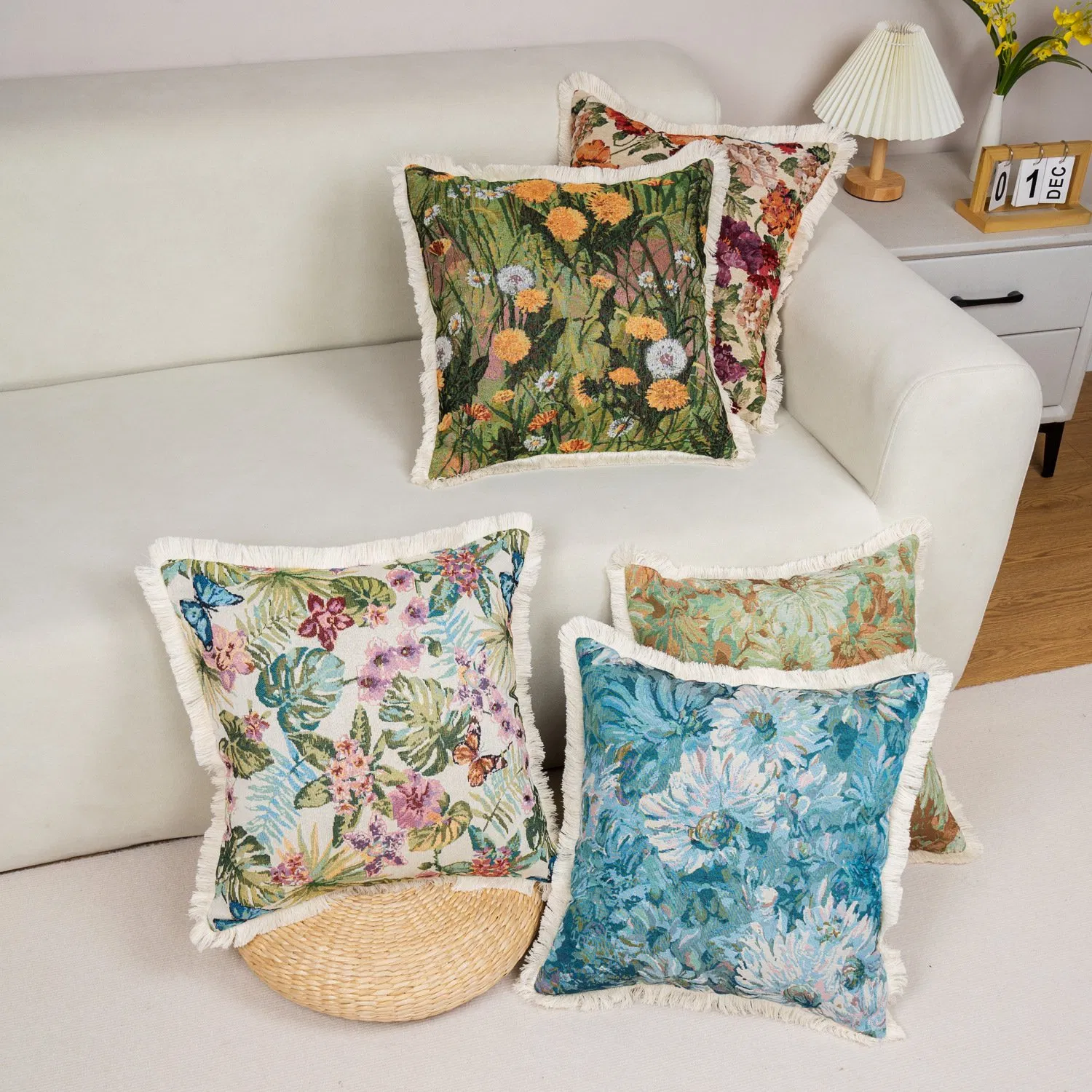 Dairui Ready Stock Oil Painting Style Pillow Covers with Inserts Jacquard Square Cushions for Sofa and Bed