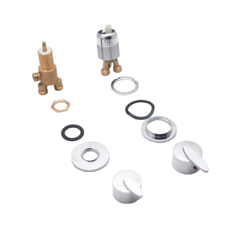 Смеситель для ванны 2в1 с переключателем душ/излив