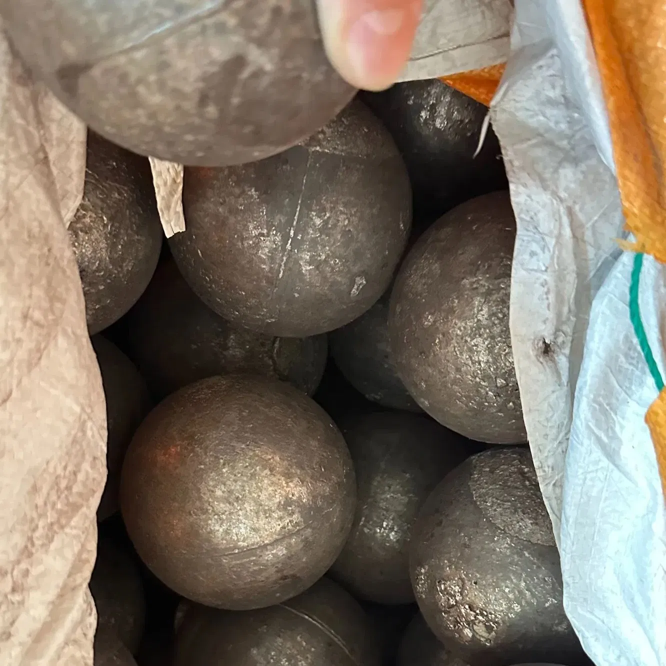 Premium High Chrome Grinding Steel Balls for Industrial Mills