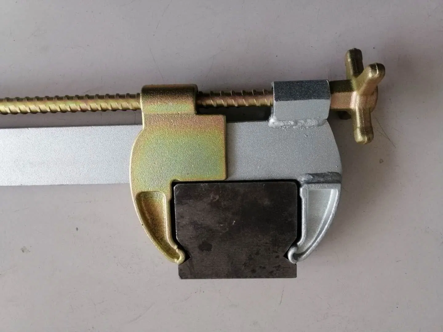 Formwork Accessories About Panel Clamp in Construction