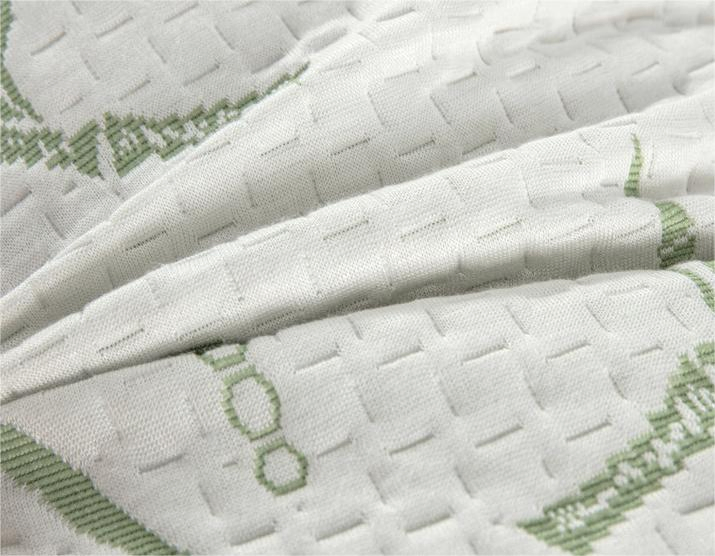 Soft Washable Breathable Bamboo Pillow Cover Silky Waterproof Pillowcase Pillow Protectors with Zipper
