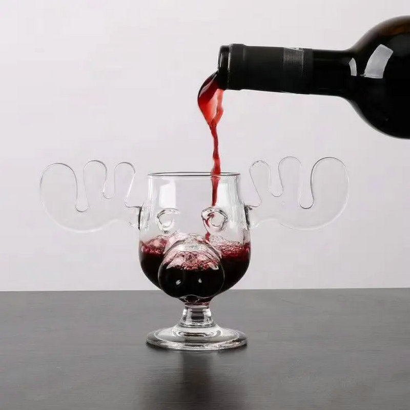 Бокал для вина с лосиными рогами из стекла