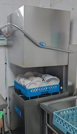 Efficient High-Capacity Commercial Dishwasher for Restaurant Equipment - Model No.: Ht-Z1