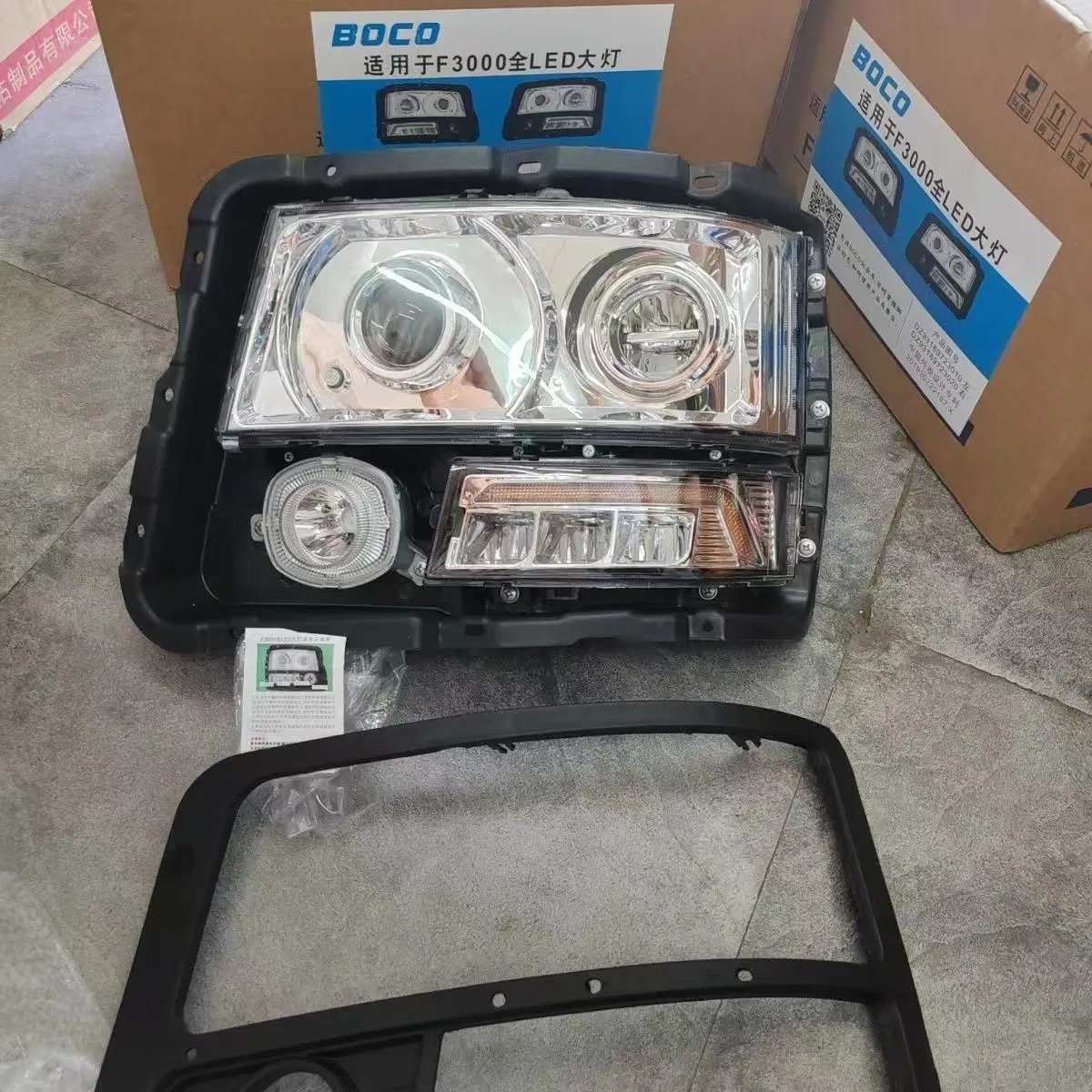 Передняя фара Shaanxi Delong F3000 LED