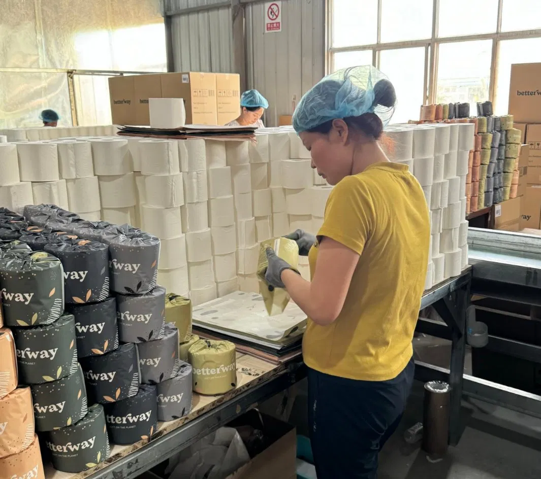 OEM Factory FSC BSCI Customized Bleached/Unbleached 3ply/4ply White Strong Soft Toilet Tissue Paper