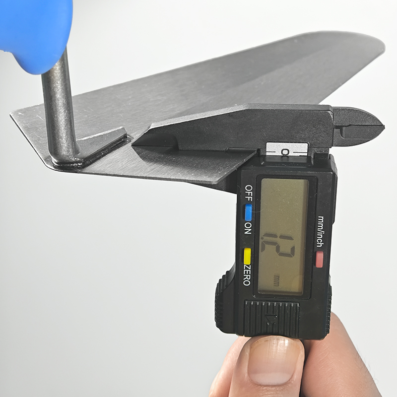 Carbon Steel Masonry Tool - Double-Sided Thickened Brick/Plastering Knife for Wall Tile Cutting & Brickwork