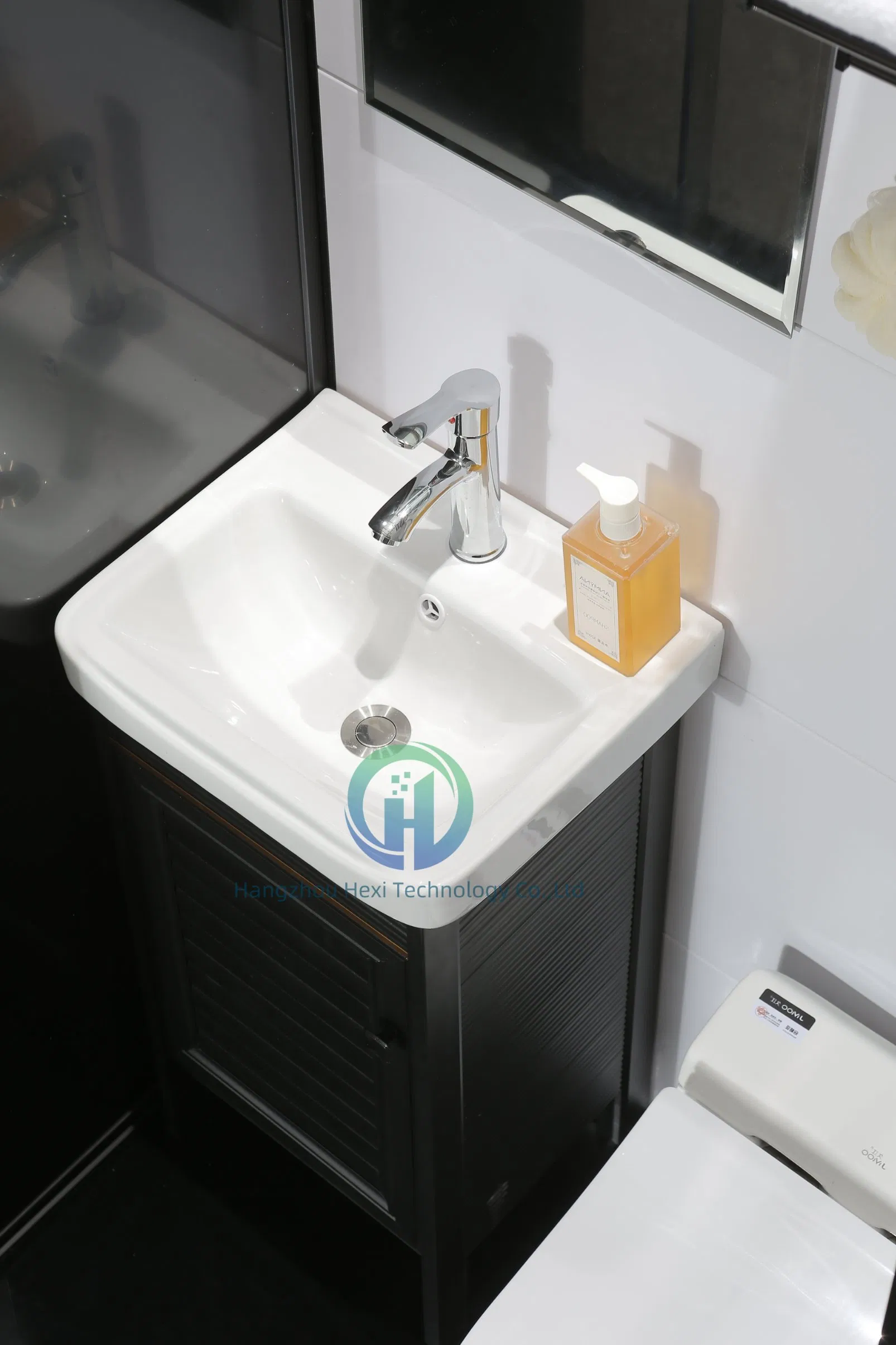 Sanitary Ware Glass Design Hotel Complete Shower Steam RV Sink Toilet Prefab Bathroom