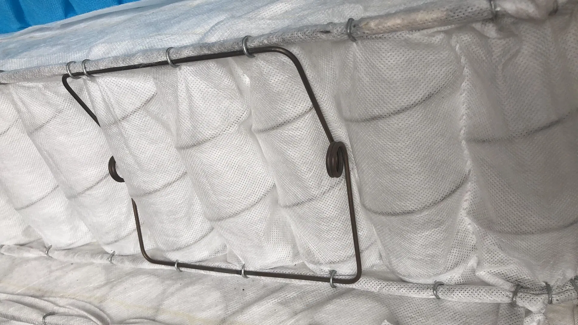 High Carbon Steel Wire Non-Woven Fabric Pocket Spring Compression Springs for Mattress/Sofa