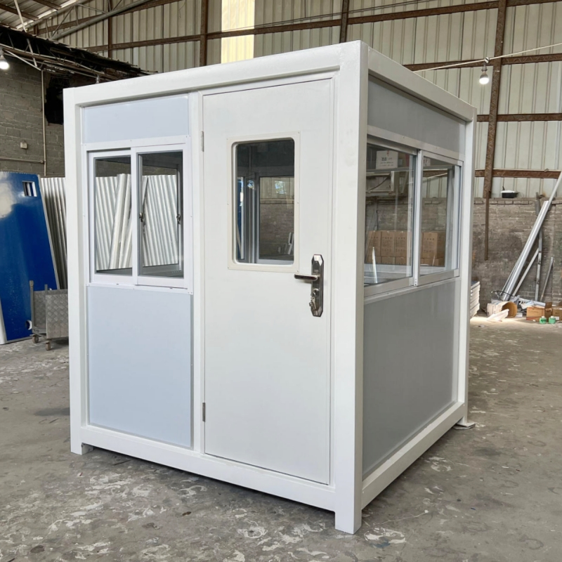 Outdoor Steel Structure Wind Resistance Portable Mobile Sandwich Panel Security Guard Booth for Sentry Kiosk House