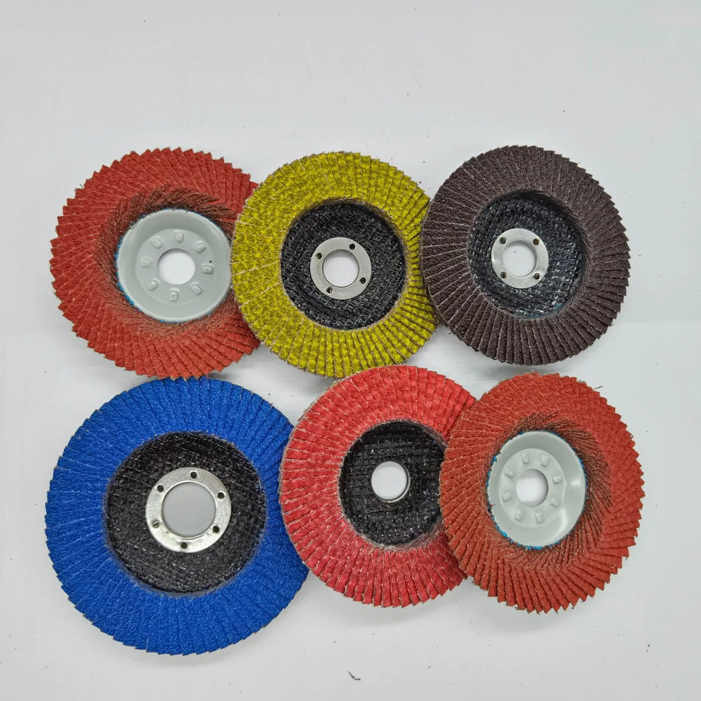 Лепестковый шлифовальный круг для металла