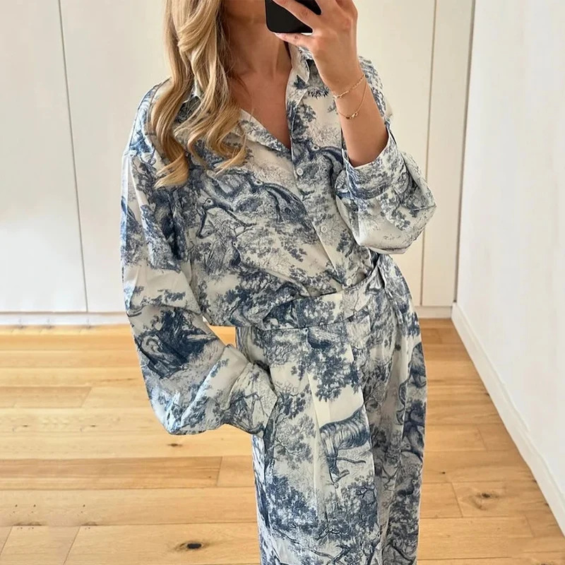 Комплект женский рубашка и брюки повседневный