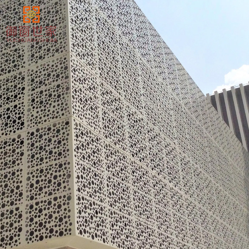 Construction Material High Class Column Panel Aluminum Facade Solid Venner for Building