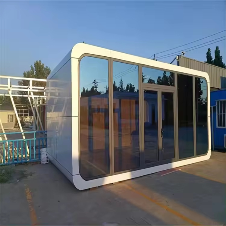 20/40FT Prefab Cabin Houses Garden Living Container Homes Apple Cabin Capsule Portable Cabin House