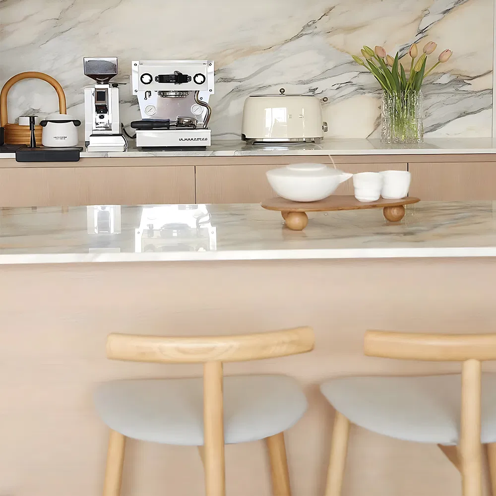Elegant Customized Solid Surface Cabinet with Corian Island