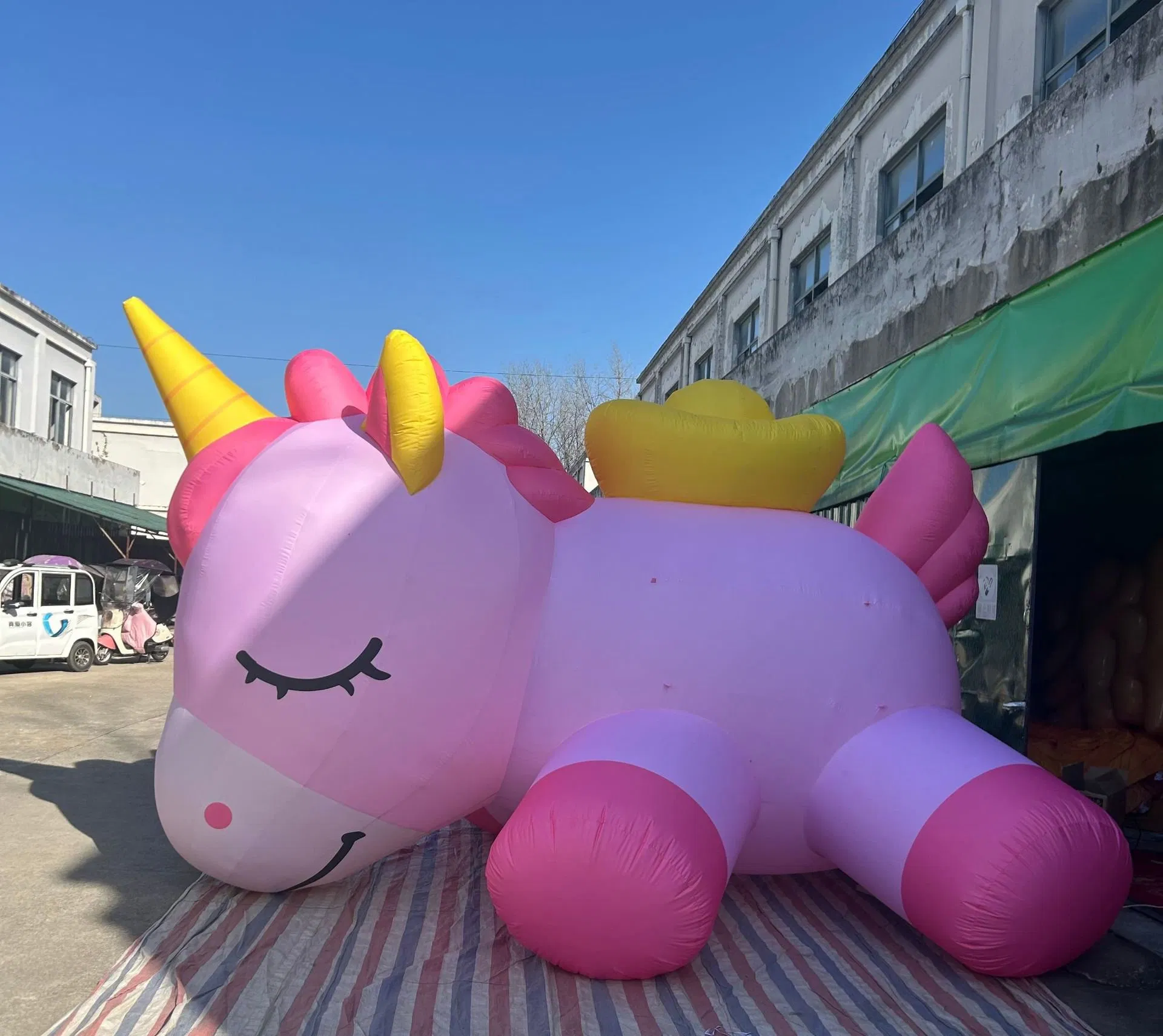 Boyi Inflatable Pink Unicorn Cartoon Inflatable Sleeping Unicorn Horse