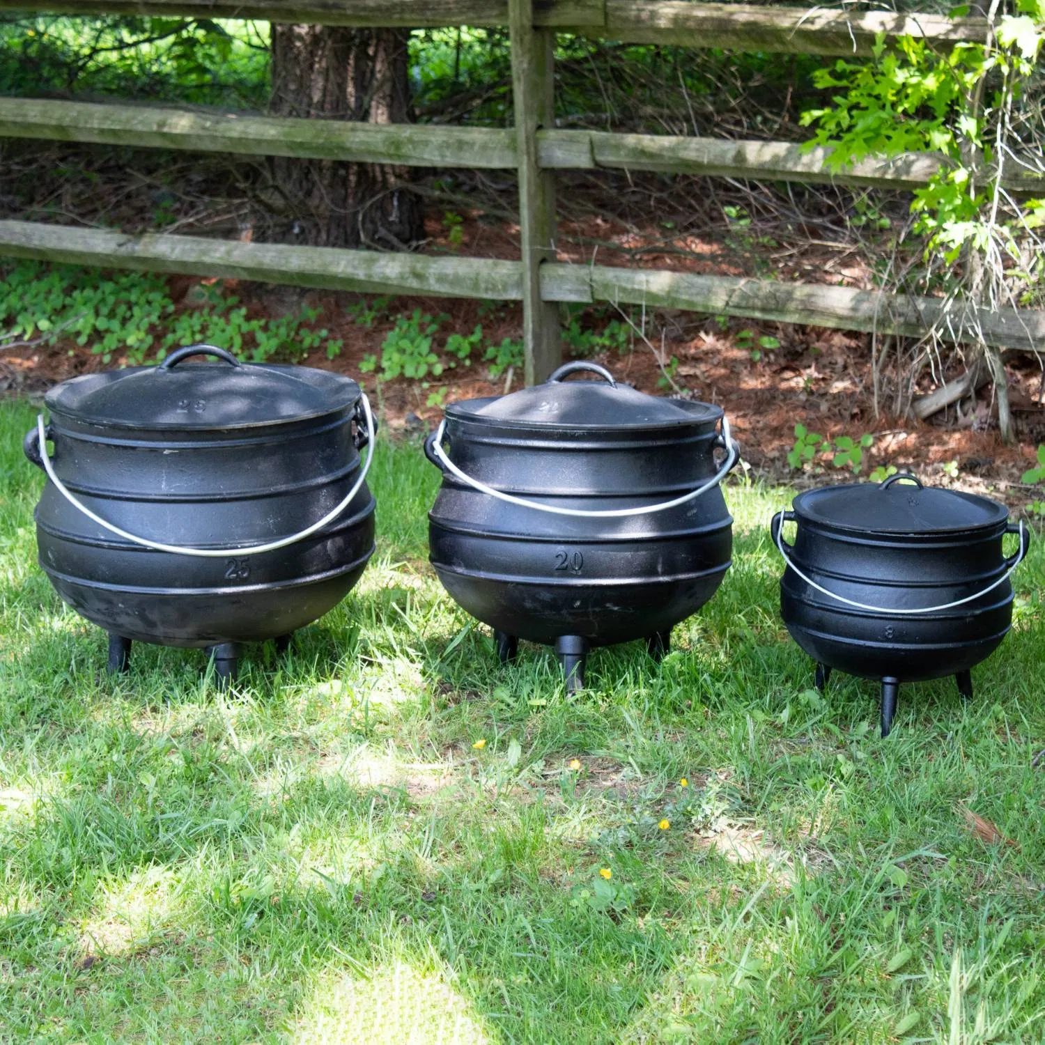 Чугунный котелок Potjie с тремя ножками для костра