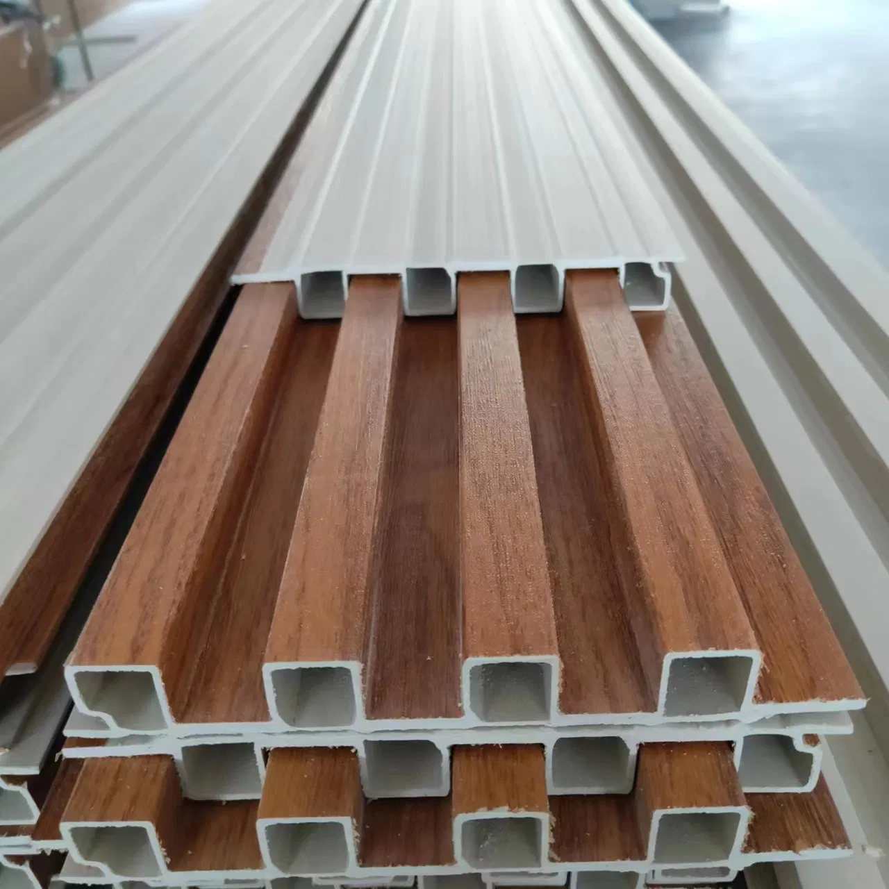 Home Interior Wooden Grain PVC WPC Wall Panel for Indoor Decoration