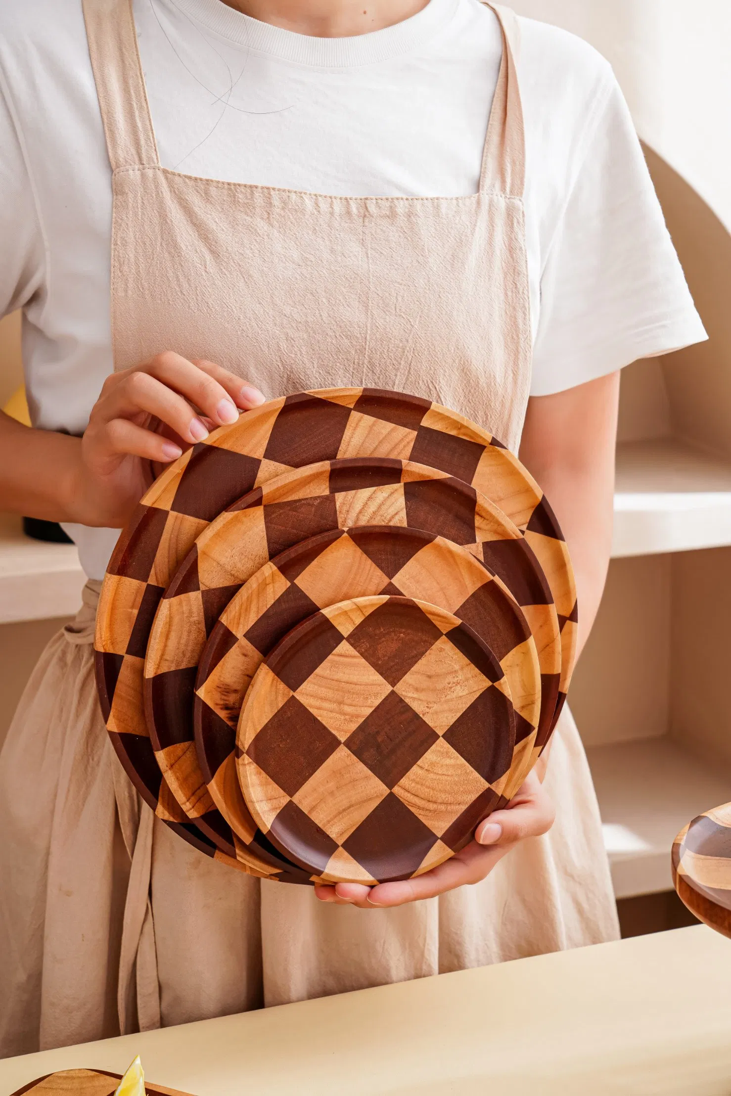 Multi-Tier Dessert Rack for Elegant Presentation of Cakes and Pastries