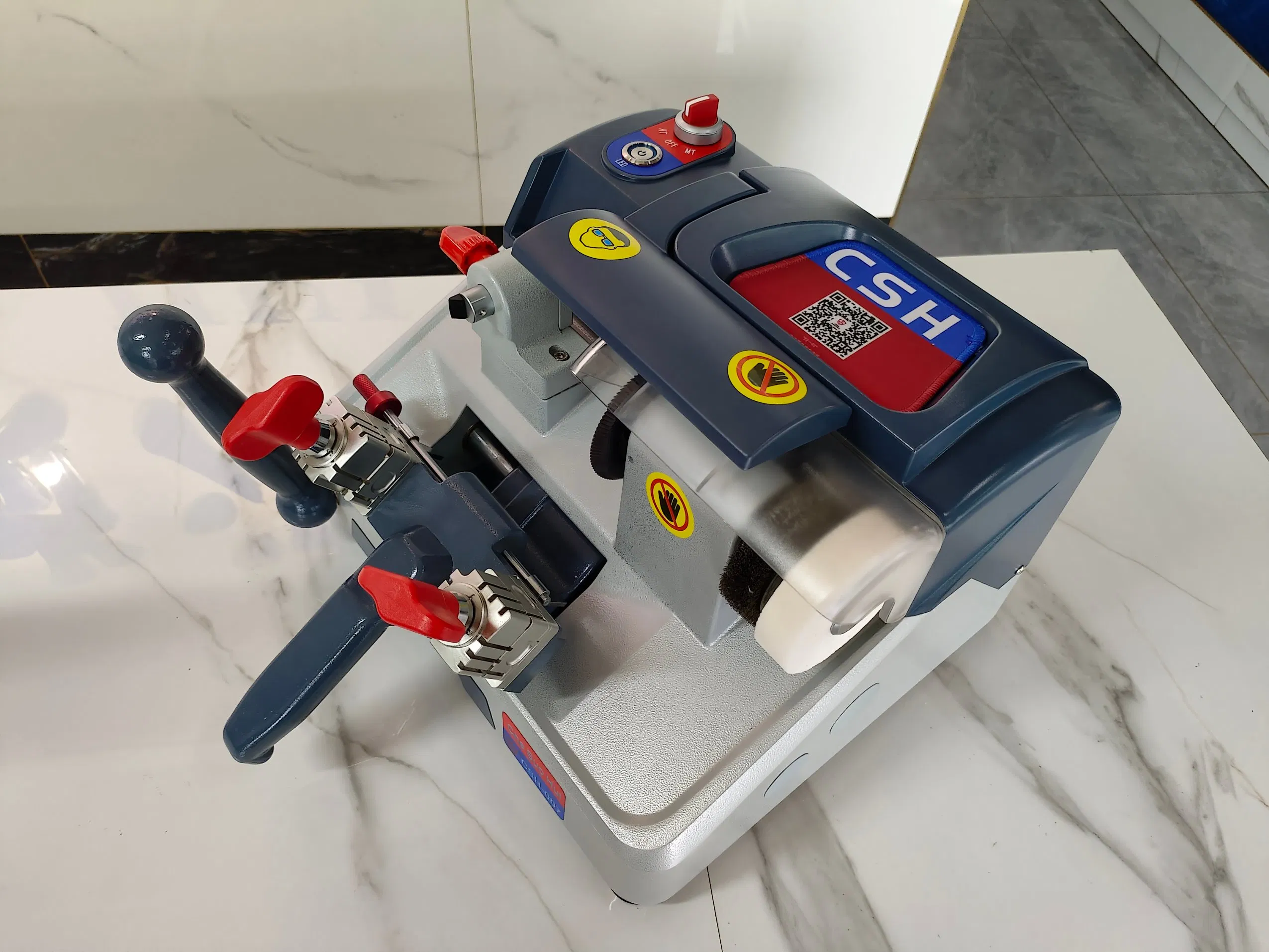 Cord-Free Mobility Cutting Machine Csh006 Key Duplicating Machine