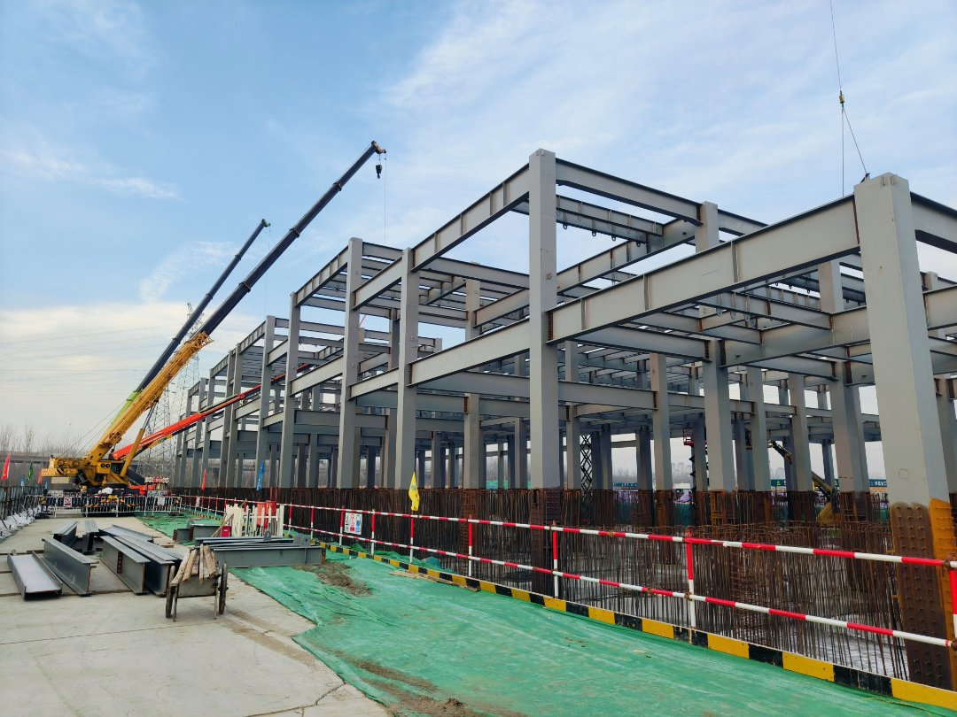 Light Steel Structure Workshop Features Fast Construction and Flexible Layout, Suitable for Modern Industrial Parks.