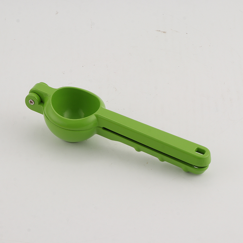 High-Quality Citrus Squeezer Lemon Extractor for Daily Kitchen Needs