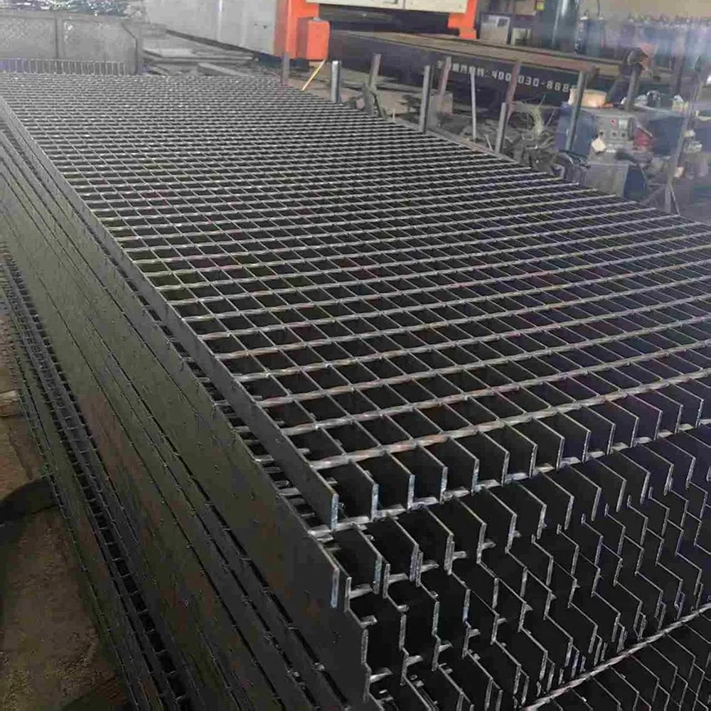 China Factory Galvanized Q235 Material Drain Dense Welded Steel Grating for Pier