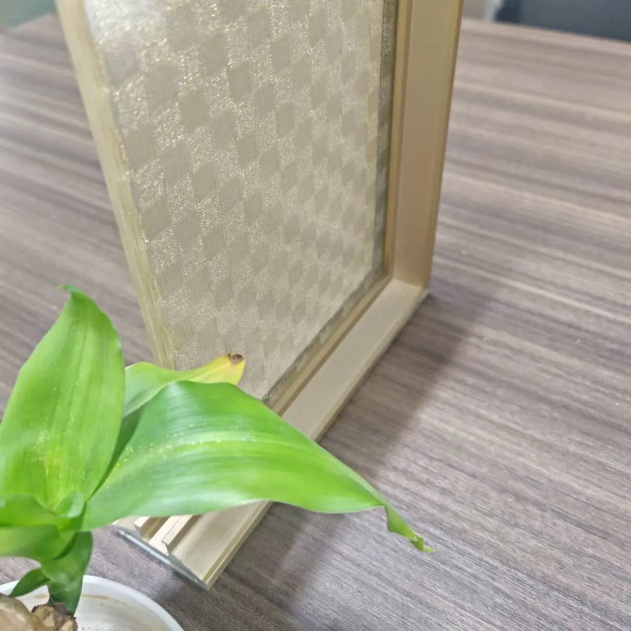 Premium Laminated Glass for Enhanced Safety and Durability