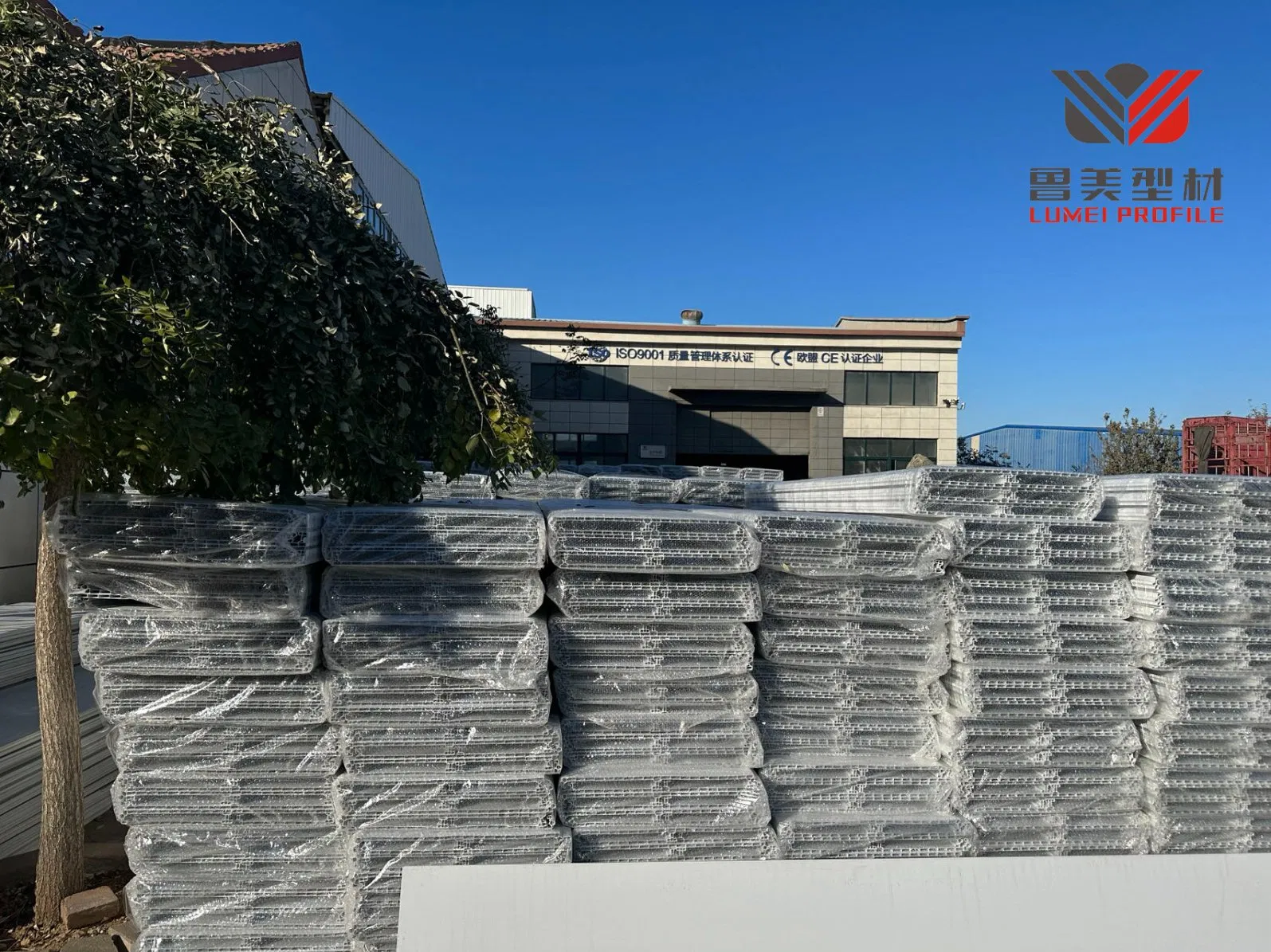 PVC Hoarding Temporary Fencing Barricade Panels Plastic PVC Fence for Construction Sites