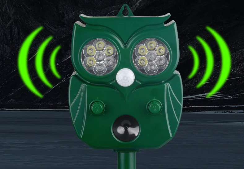 Ultrasonic Animal Repeller Outdoor Flameguard Solar Deterrent Flashing Lights Cat Repeller Motion Activated Bird Repeller