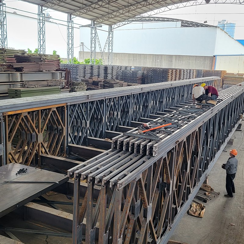 Heavy-Duty Steel Truss Bridge for Safe Outdoor Walkways