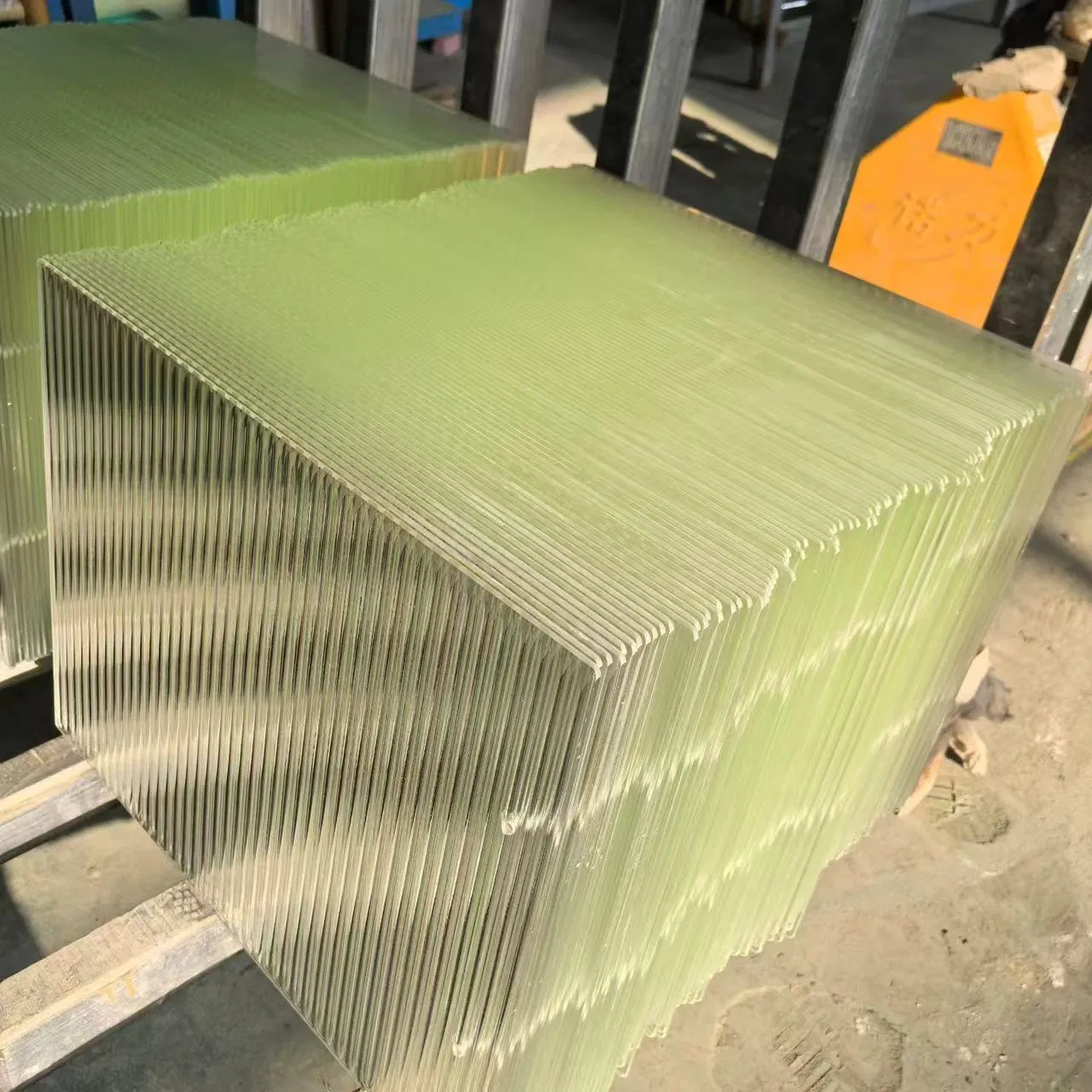 Decorative Transparent Tempered Ribbed Reeded Moru Wave Fluted Glass/Art Figured Textured Sheet Glass/Pattern Glass Panel