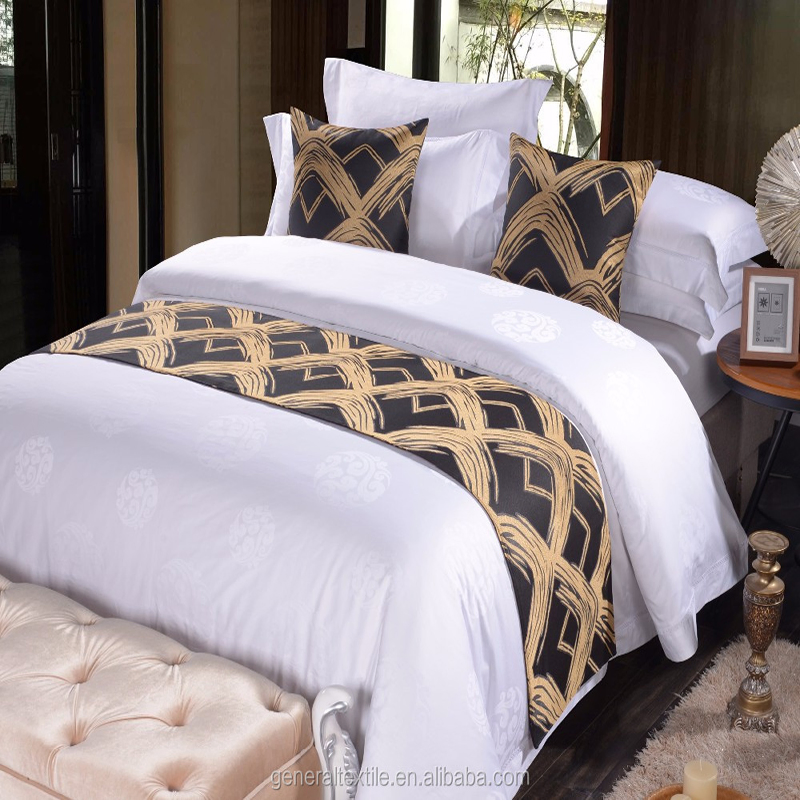 Wholesale Jacquard 100% Polyester Custom Star Hotel Bed Runner and Cushion Cover