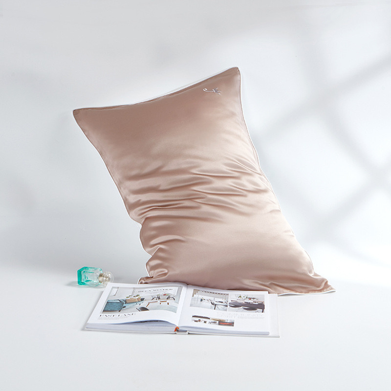 Luxury Pure Mulberry Silk Pillow Cover 19/20/22mm Envelope Pillow Cases Custom Size Logo Bedding Home Textile Red Christmas Pillowcase