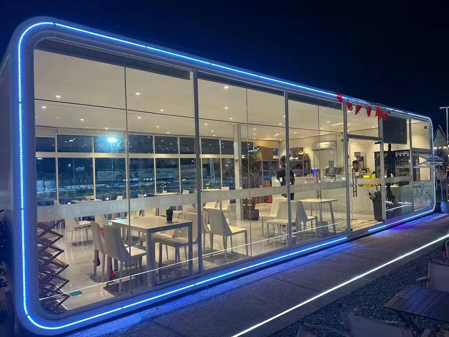 2025 Outdoor Prefab House Living and Working Apple Cabin Design Office Pod